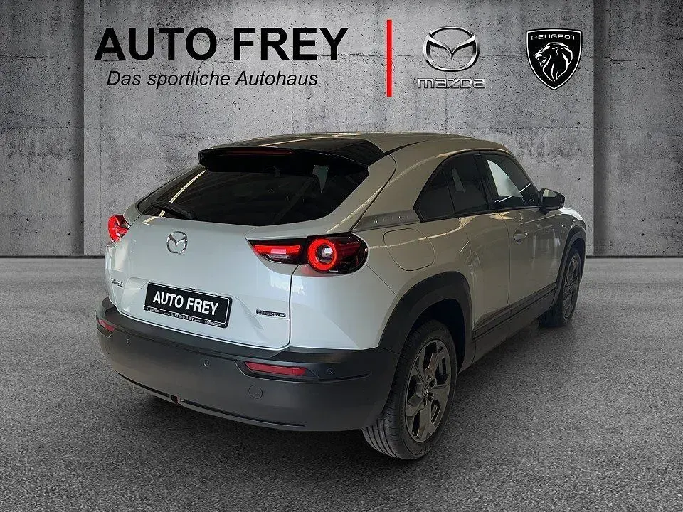 Gebraucht Mazda MX30 80 kW (110 PS) 2023 Ceramic white SUV