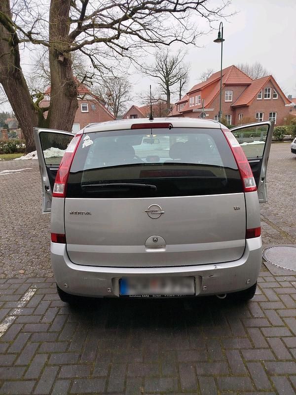 Gebraucht Opel Meriva 101 PS (74 kW) 2005 Silber Van / Kleinbus
