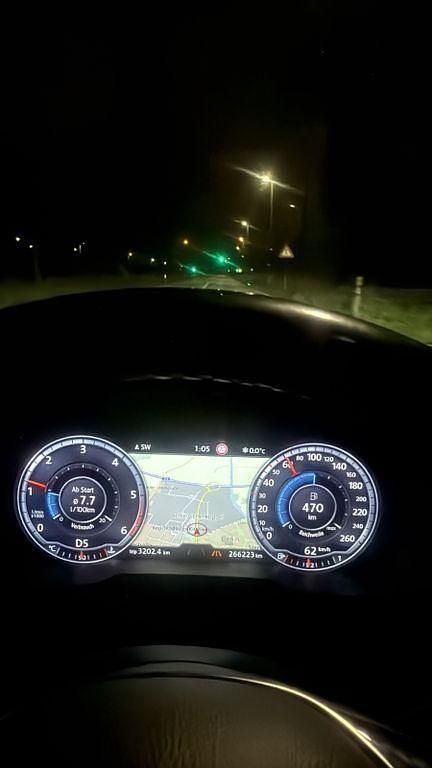 Gebraucht VW Passat Highline 190 PS (139 kW) 2016 Schwarz Limousine