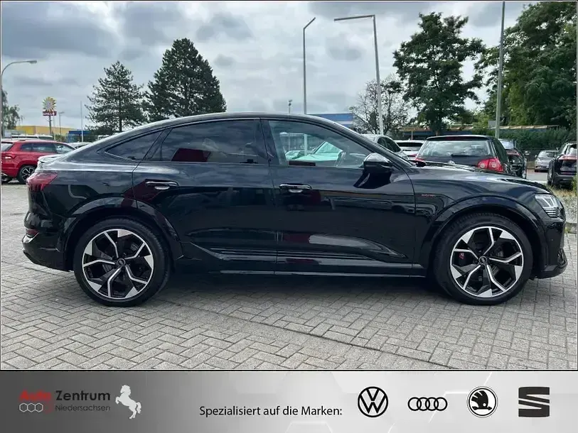 Gebraucht Audi e-tron Sportback Ambiente 369 kW (503 PS) 2022 Schwarz SUV