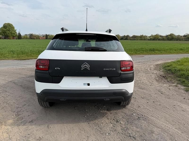 Gebraucht Citroën C4 Cactus 100 PS (73 kW) 2015 Weiß Kleinwagen
