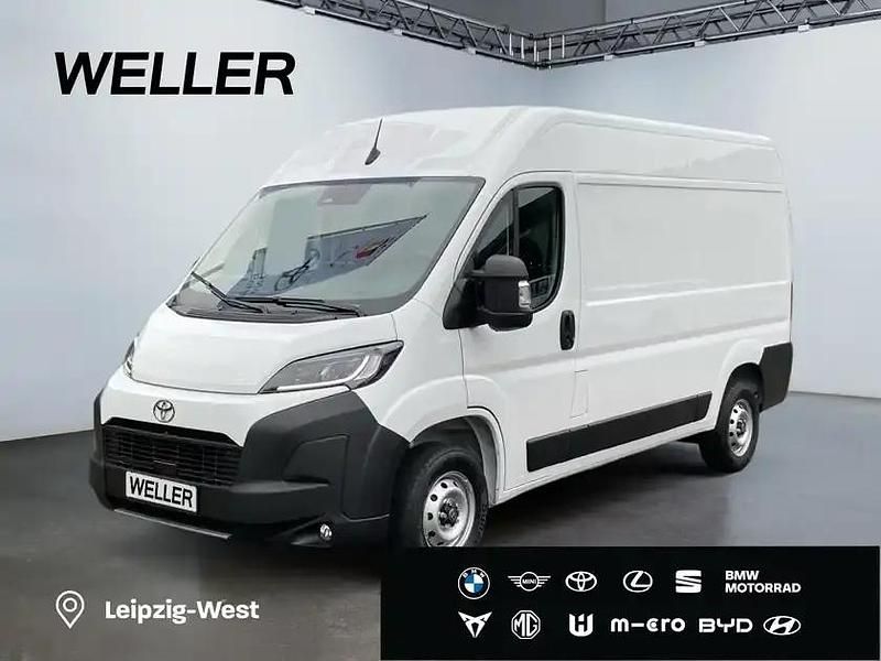 Icy white (weiss) Neu 2026 Toyota Proace Van / Kleinbus | 35.990 € (Fairer Preis) - Bild 1/3