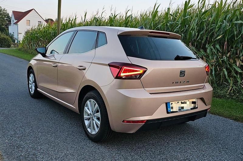 Gebraucht Seat Ibiza Style 95 PS (69 kW) 2019 Violett Limousine