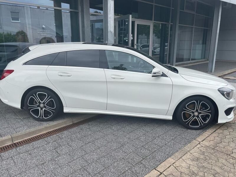 Weiß Gebraucht 2015 Mercedes CLA250 Shooting Brake Kombi | 18.999 € (Fairer Preis) - Bild 1/4