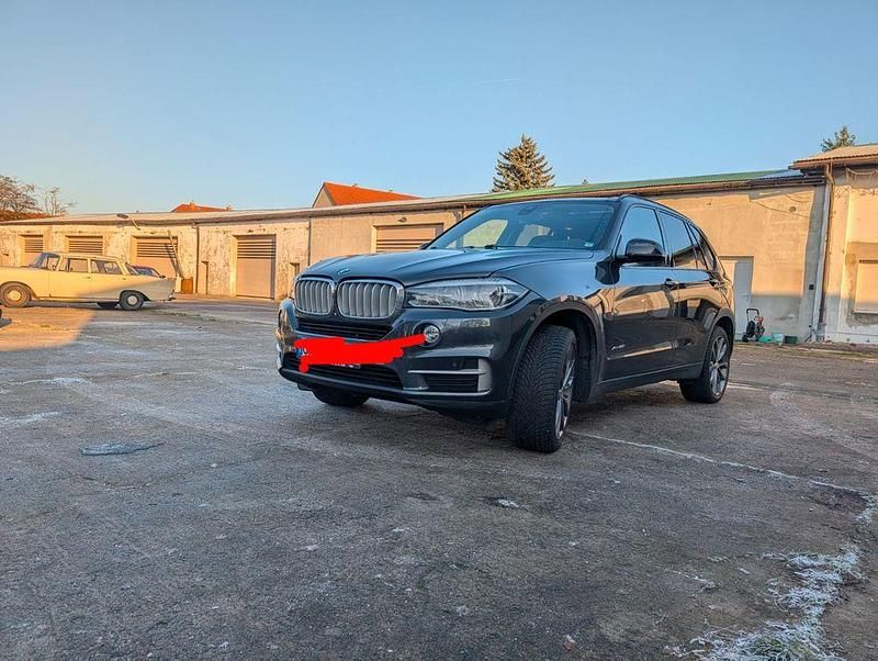 Schwarz Gebraucht 2016 BMW X5 SUV | 22.100 € (Superpreis) - Bild 1/4