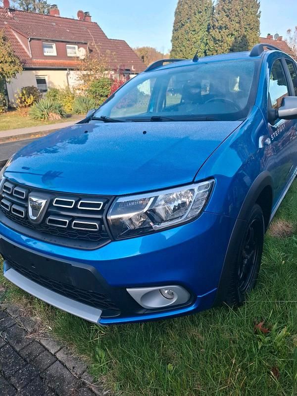 Blau Gebraucht 2019 Dacia Logan Kombi | 5.600 € (Fairer Preis) - Bild 1/4
