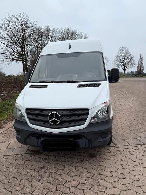 Weiß Gebraucht 2015 Mercedes Sprinter Van | 9.300 € (Guter Preis) - Bild 1/4