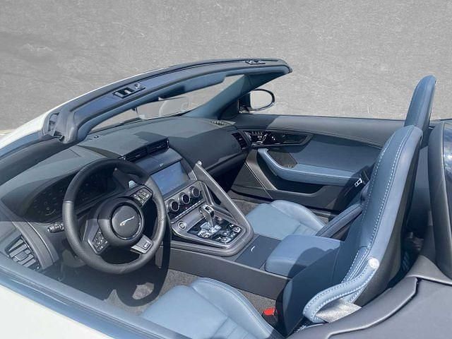 Gebraucht Jaguar F-Type R 582 PS (428 kW) 2024 Weiss Cabrio