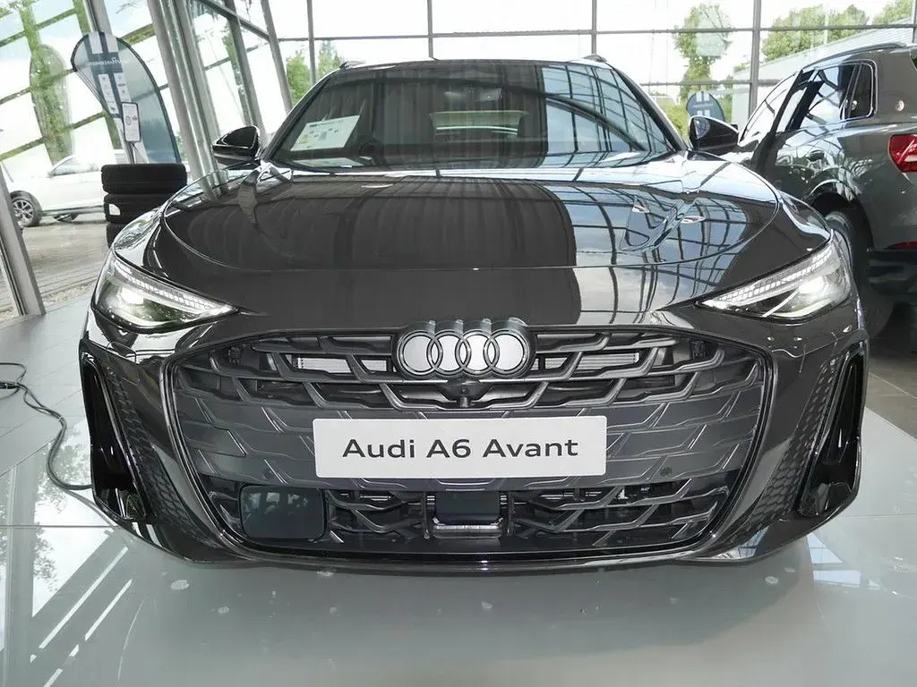Gebraucht Audi A6 Sport 204 PS (150 kW) 2026 Braun Kombi