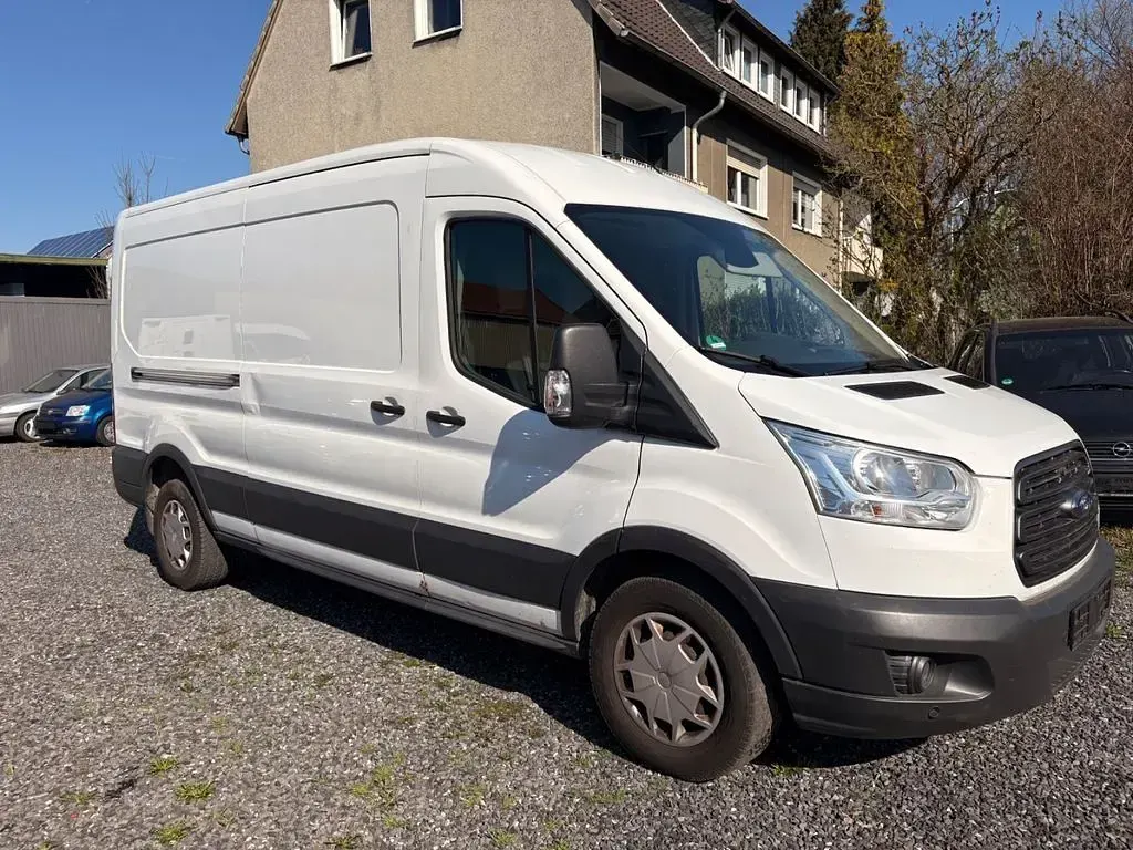 Używany Ford Transit Trend 131 KM (96 kW) 2018 Biały Minivan