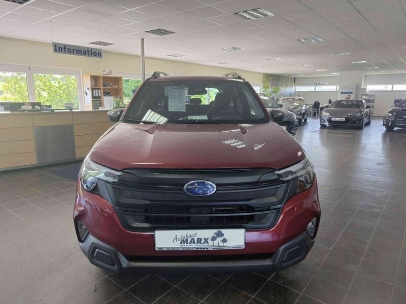 Neu Subaru Forester Trend 136 PS (100 kW) 2025 Crimson red pearl SUV