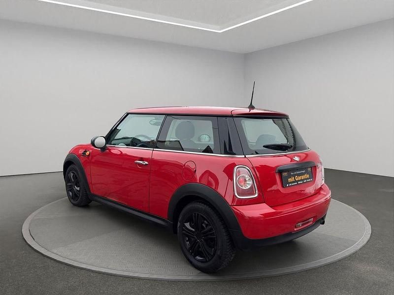 Gebraucht Mini ONE 98 PS (72 kW) 2011 Rot Kleinwagen