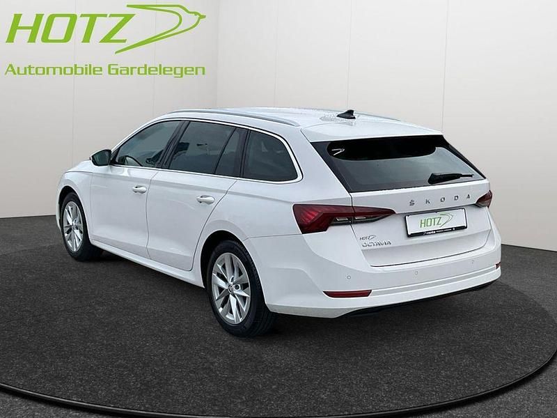 Second-hand Skoda Octavia First Edition 116 CP (85 kW) 2021 Alb Break