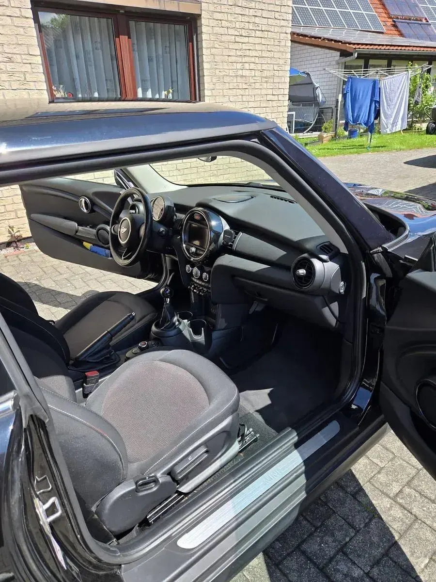 Gebraucht Mini ONE 102 PS (75 kW) 2017 Schwarz Kleinwagen