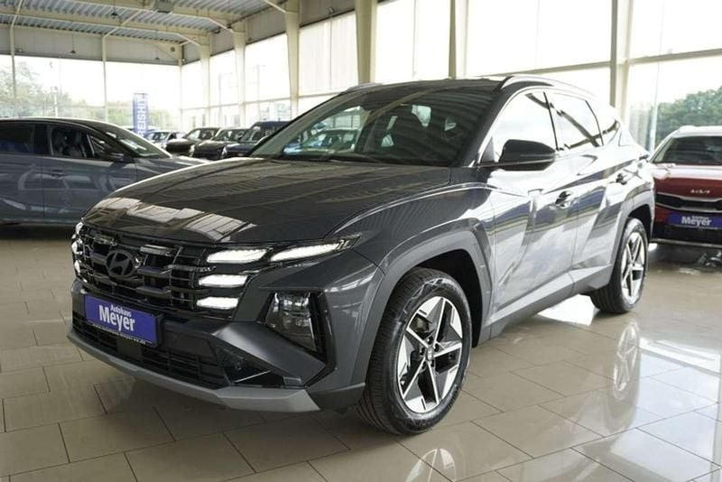 Grau Neu 2025 Hyundai Tucson SUV | 32.710 € (Guter Preis) - Bild 1/4