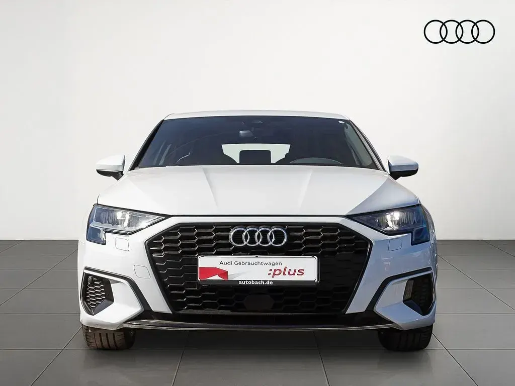 Gebraucht Audi A3 S-Line 110 PS (80 kW) 2022 Weiß Limousine