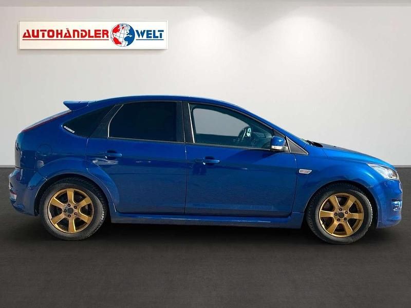 Gebraucht Ford Focus ST 226 PS (166 kW) 2009 Blau Limousine
