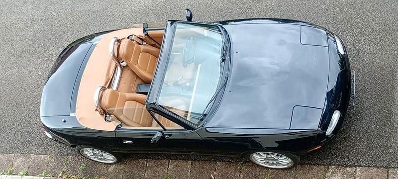 Gebraucht Mazda MX5 116 PS (85 kW) 1992 Schwarz Cabrio