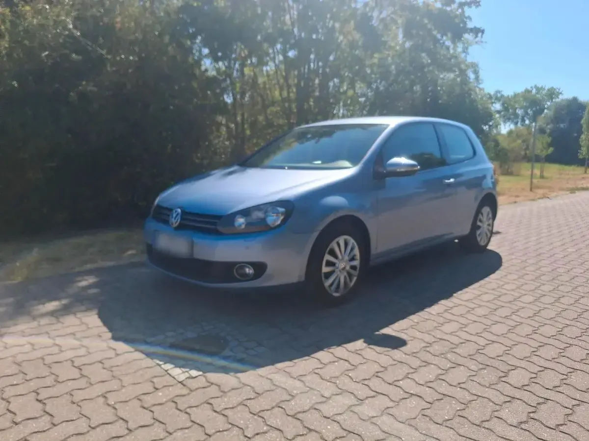 Gebraucht VW Golf VI 122 PS (89 kW) 2010 Blau
