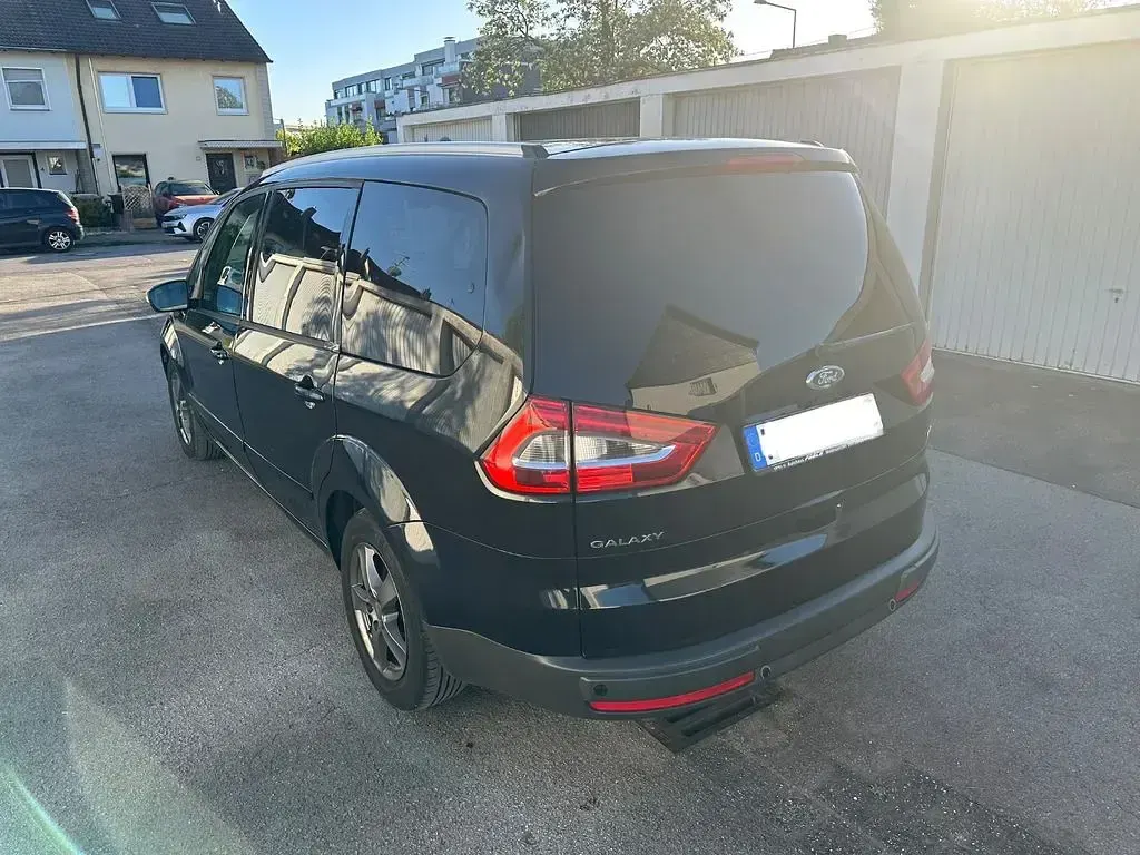 Usata Ford Galaxy 140 CV (102 kW) 2011 Nero Monovolume