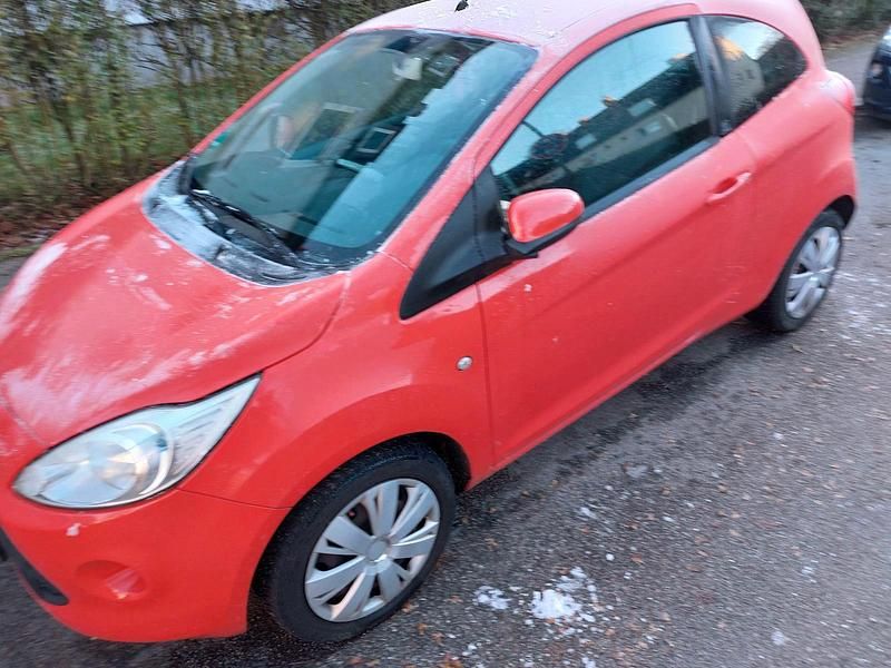 Gebraucht Ford Ka Style 69 PS (50 kW) 2008 Rot Kleinwagen