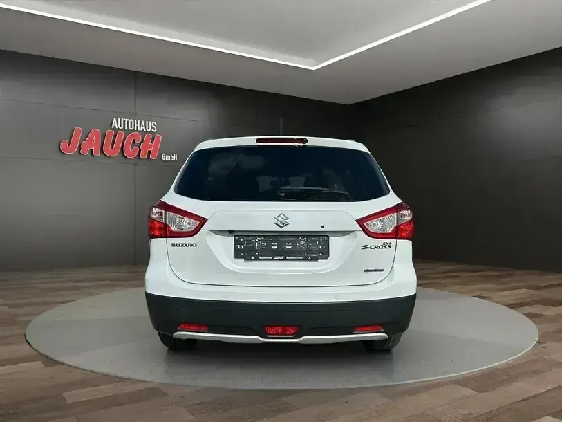 Gebraucht Suzuki SX4 S-Cross Limited+ 120 PS (88 kW) 2015 Cool white pearl metallic (metallic) SUV