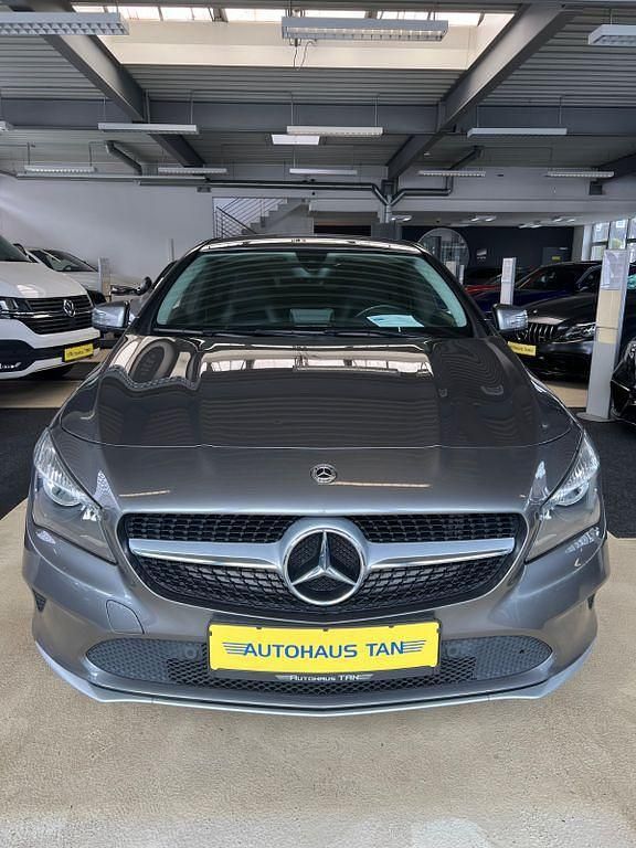 Gebraucht Mercedes CLA200 AMG 136 PS (100 kW) 2019 Grau Limousine