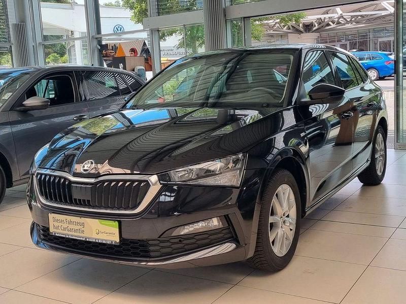 Schwarz Gebraucht 2022 Skoda Scala Tour Kleinwagen | 20.950 € (Fairer Preis) - Bild 1/4