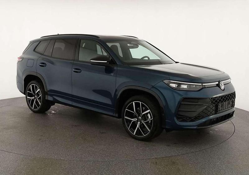 Neu VW Tayron R-line 193 PS (141 kW) 2025 Blau SUV