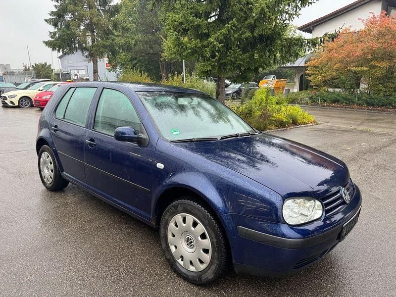 Blau Gebraucht 2003 VW Golf IV Limousine | 1.190 € (Guter Preis) - Bild 1/4