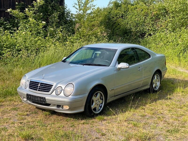 Silber Gebraucht 2000 Mercedes CLK200 Coupé | 1.495 € (Superpreis) - Bild 1/4