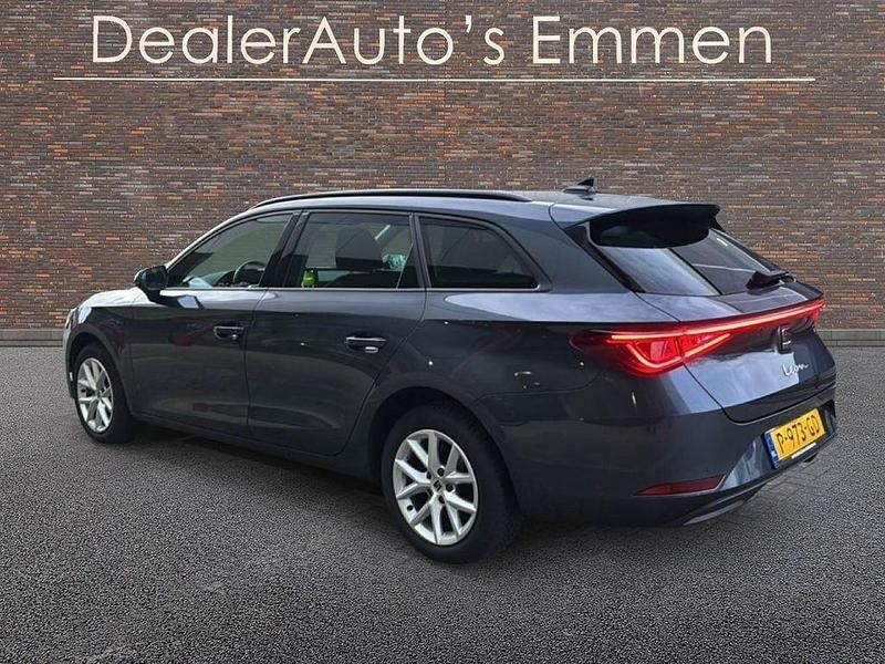 Gebraucht Seat Leon Business 116 PS (85 kW) 2022 Grau Limousine
