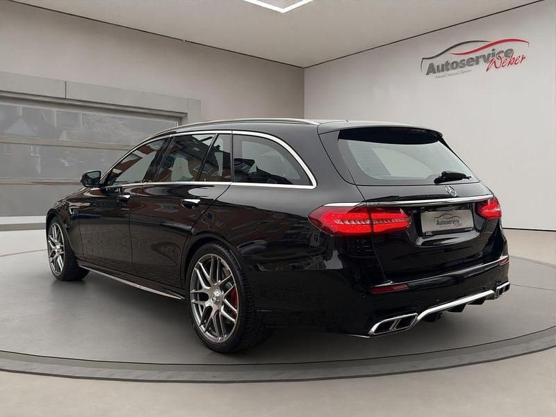 Gebraucht Mercedes E63S AMG AMG 612 PS (450 kW) 2020 Schwarz Limousine