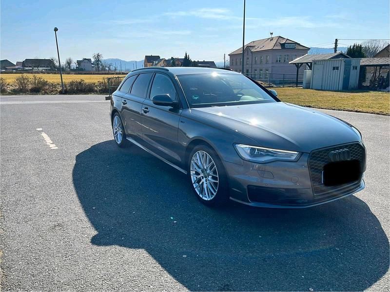Grau Gebraucht 2015 Audi A6 Kombi | 18.000 € (Guter Preis) - Bild 1/4