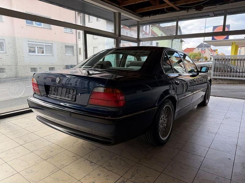 Gebraucht BMW 728 193 PS (141 kW) 1998 Blau Limousine