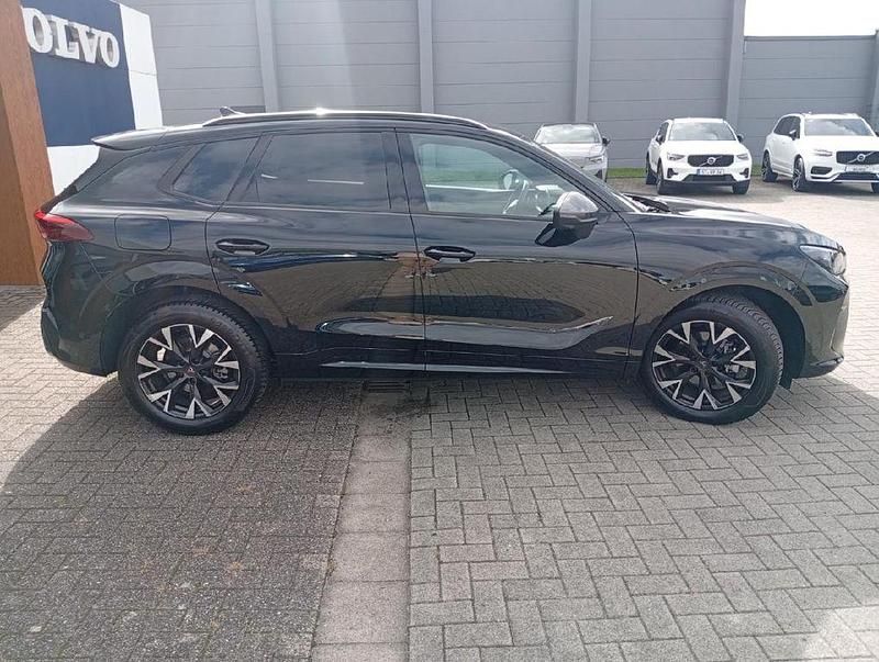 Second-hand Cupra Terramar 150 CP (110 kW) 2025 Negru SUV