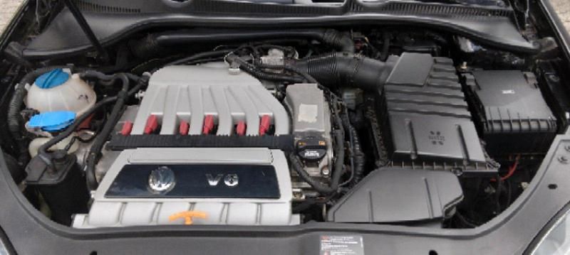 Gebraucht VW Golf VI R 250 PS (183 kW) 2008 Schwarz Kleinwagen