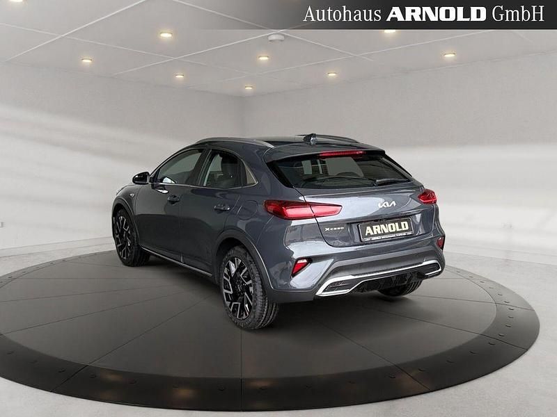 Neu Kia XCeed Comfort 140 PS (102 kW) 2026 Grau SUV