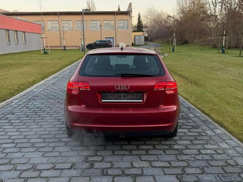 Gebraucht Audi A3 160 PS (117 kW) 2009 Rot Limousine