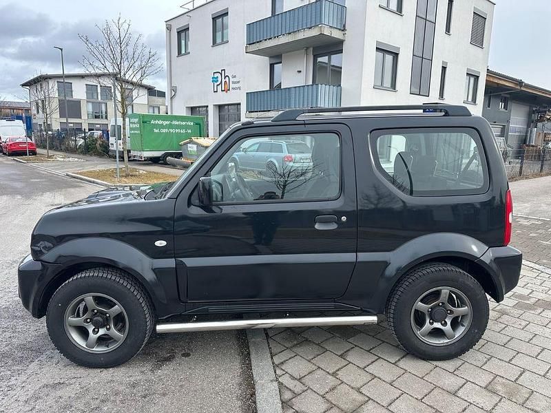 Gebraucht Suzuki Jimny Comfort 86 PS (63 kW) 2012 Schwarz SUV