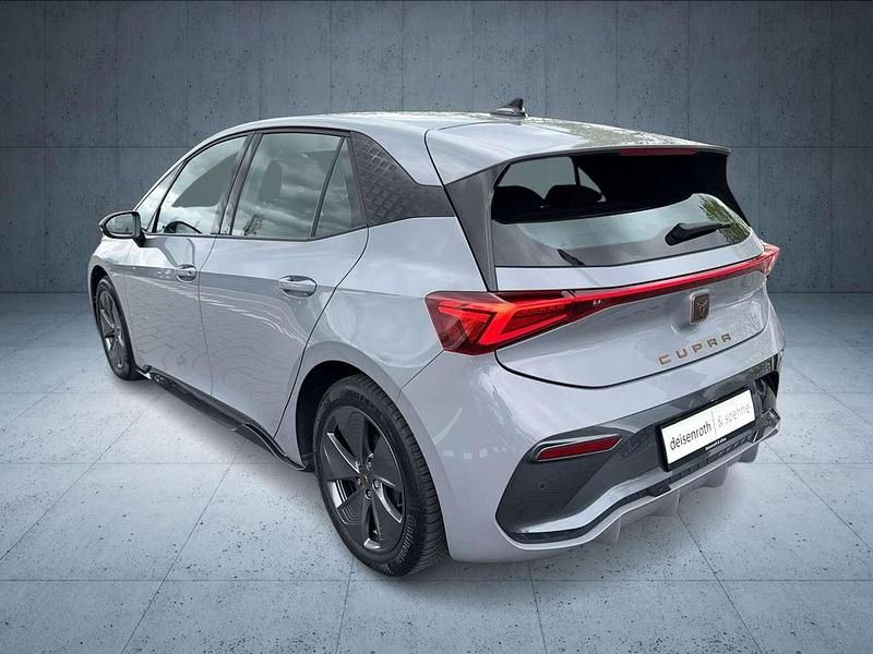 Usata Cupra Born 150 kW (204 CV) 2023 Grigio Utilitaria