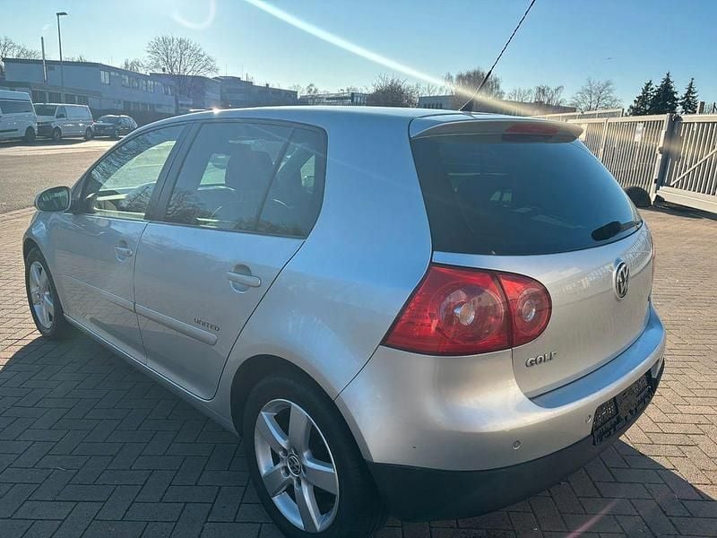 Gebraucht VW Golf VI United 102 PS (75 kW) 2008 Silber Kleinwagen