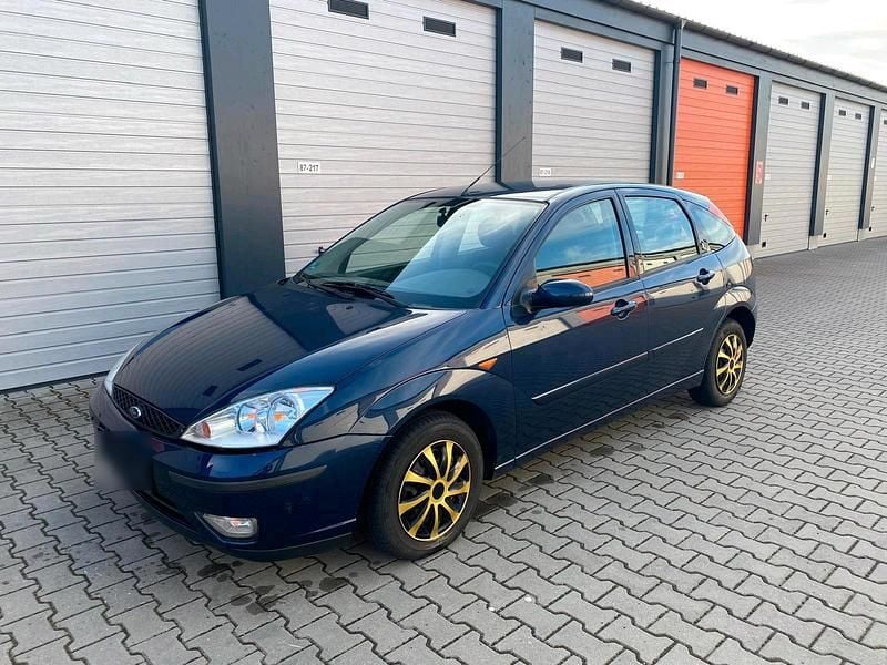Gebraucht Ford Focus Ghia 116 PS (85 kW) 2004 Blau Limousine