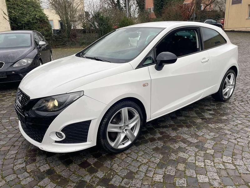 "candy" weiss Gebraucht 2011 Seat Ibiza FR Kleinwagen | 3.990 € (Superpreis) - Bild 1/4