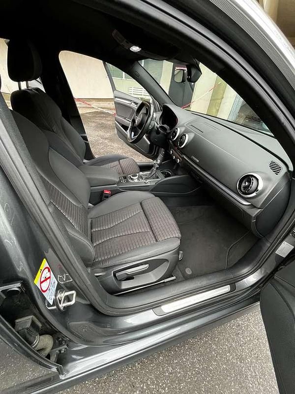 Gebraucht Audi e-tron Sportback 110 kW (150 PS) 2020 Grau SUV