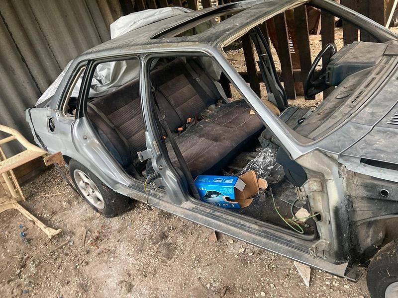 Gebraucht Audi 90 115 PS (84 kW) 1986 Limousine