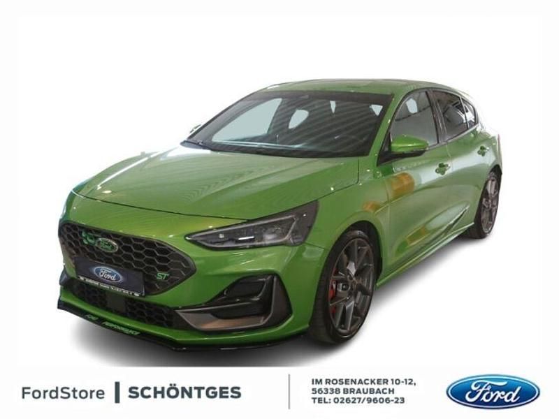 Gruen Gebraucht 2022 Ford Focus ST Limousine | 31.380 € (Fairer Preis) - Bild 1/3