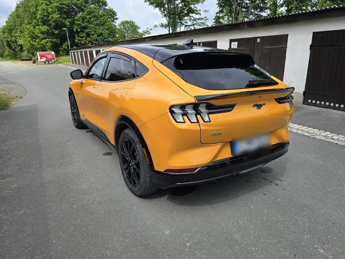 Gebraucht Ford Mustang Mach-E 197 kW (269 PS) 2022 Andere farben SUV