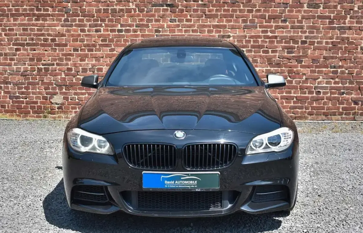 Gebraucht BMW 550 381 PS (280 kW) 2012 Schwarz Limousine
