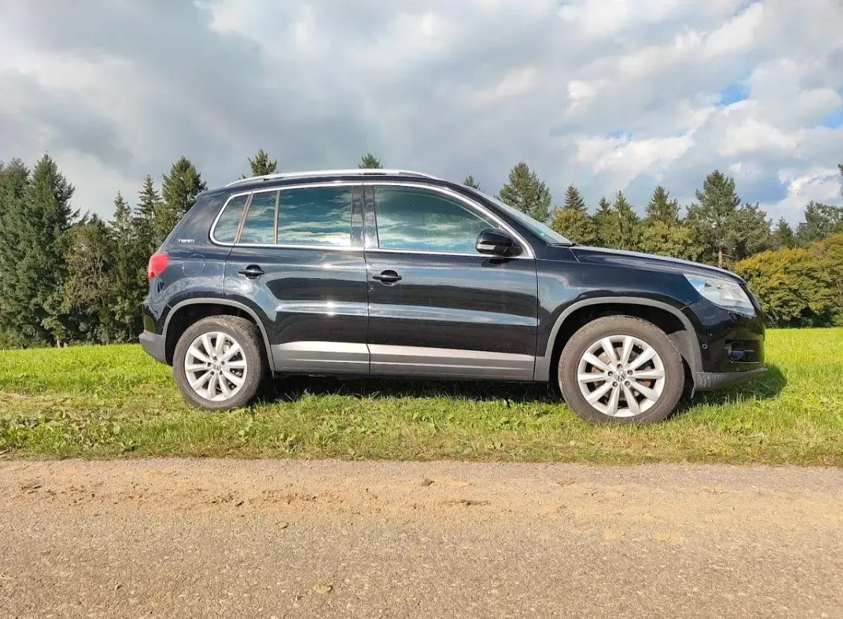 Gebraucht VW Tiguan Team 150 PS (110 kW) 2009 Schwarz SUV